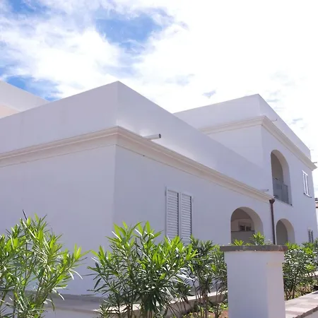 Aparthotel With Air Conditioning In Orosei